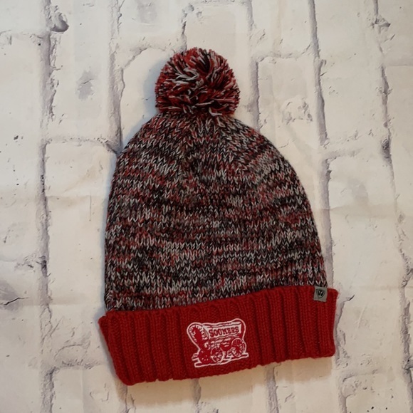 Oklahoma Sooner cuffed Winter hat with Pom - Picture 5 of 9